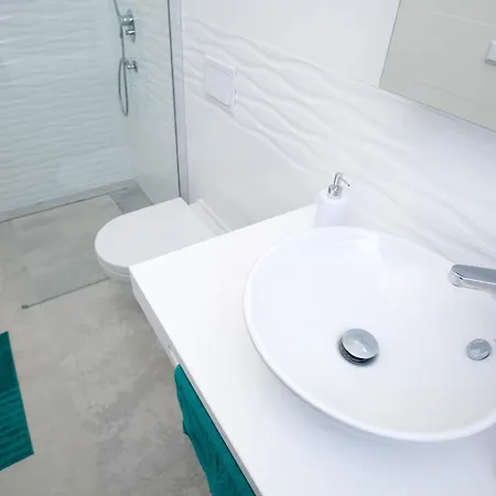 Semesterbostad Seaside Family Friendly House With A Swimming Pool Okrug Donji, Ciovo - 17587 Donji Okrug (Ciovo)