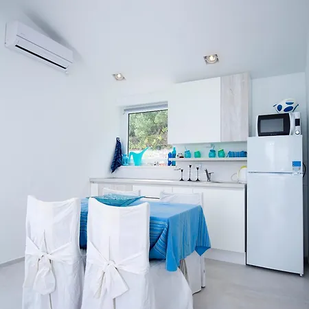 Seaside Family Friendly House With A Swimming Pool Okrug Donji, Ciovo - 17587 Donji Okrug (Ciovo)